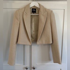 Cropped coat